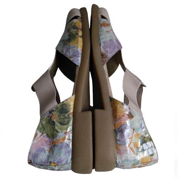 Aerosoles Size 9 Floral Shoes - Picture 3 of 14